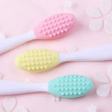 Silicone cleaning brush