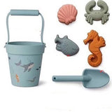 6 pieces of children's beach toys