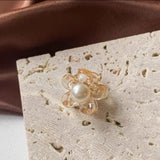 Flower pearl hair claw