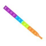 Light-sensitive color changing bracelet